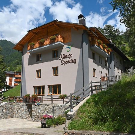 Albergo Sporting เปอิโอโฟนติ ภายนอก รูปภาพ