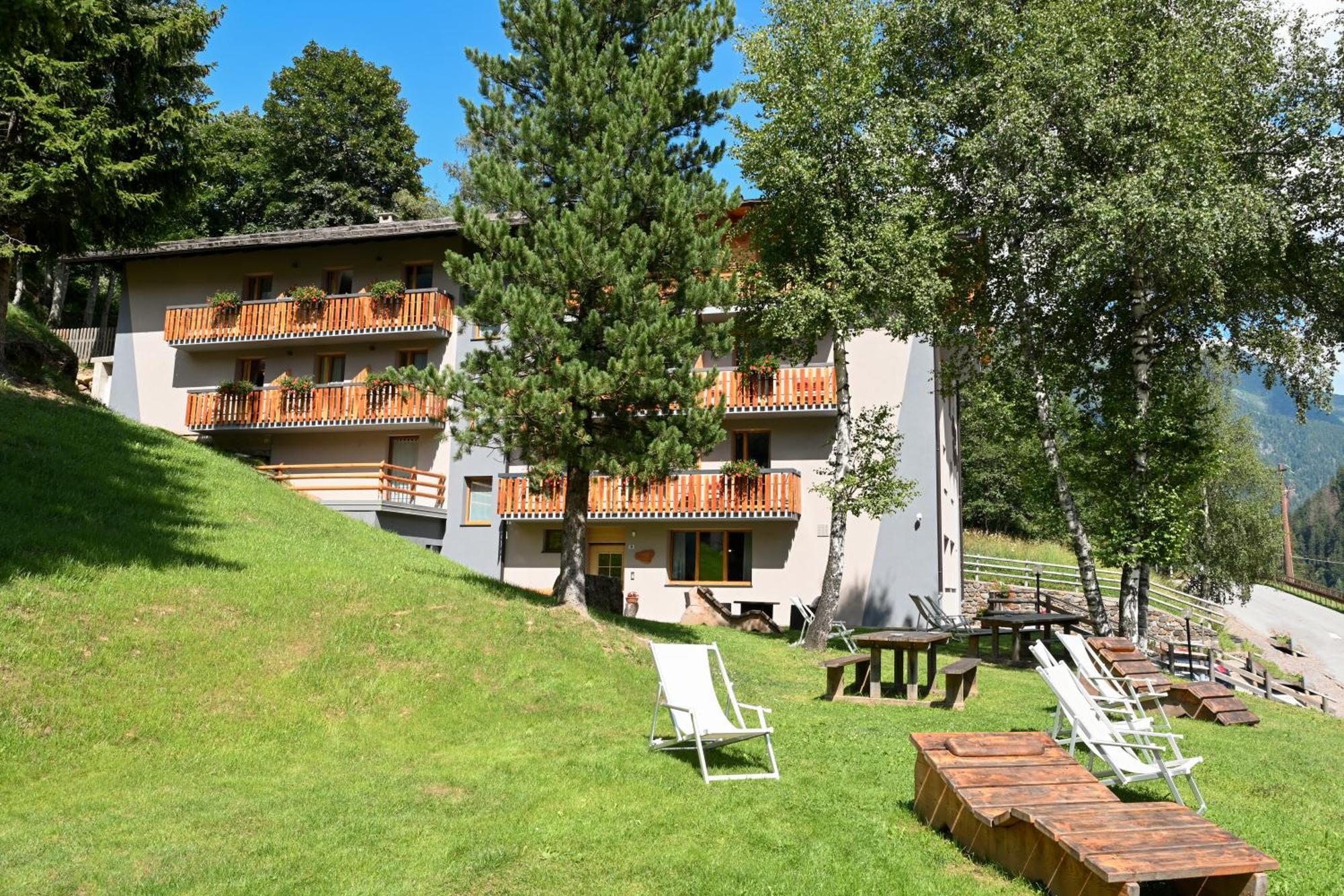 Albergo Sporting เปอิโอโฟนติ ภายนอก รูปภาพ